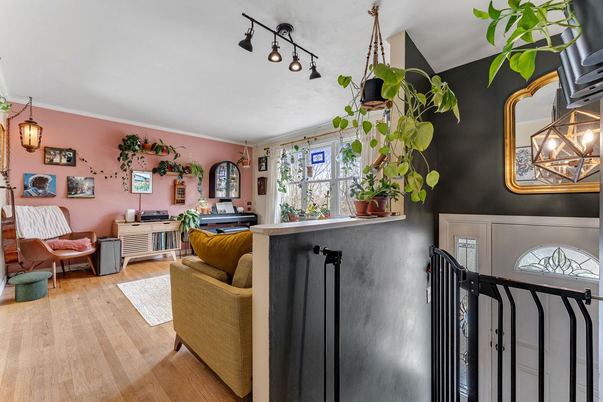 53 Sandhill Road Fairfax, VT 05454 - Photo 5 of 45