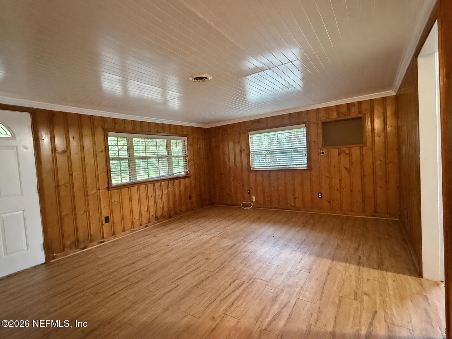 8545 Marlee Road Jacksonville, FL 32244 - Photo 2 of 15 family room 1