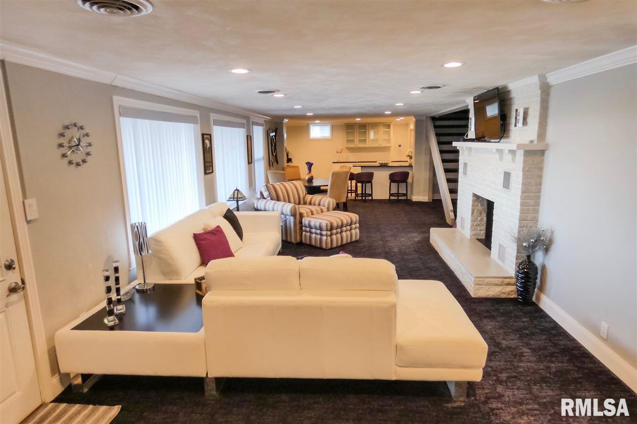 401 Highview Road East Peoria, IL 61611 - Photo 23 of 36 Gallery Image 23