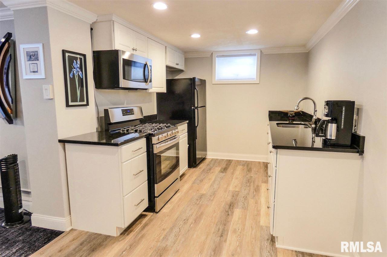 401 Highview Road East Peoria, IL 61611 - Photo 25 of 36 Gallery Image 25