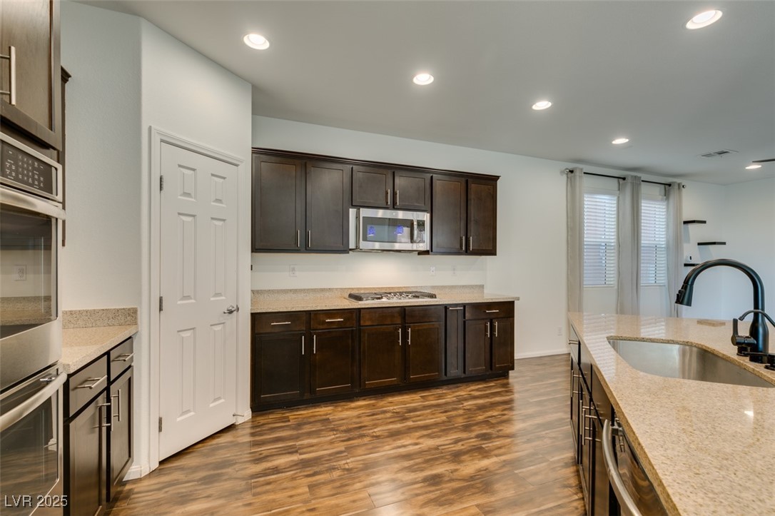 8039 Kemblefield Avenue Las Vegas, NV 89178 - Photo 23 of 43