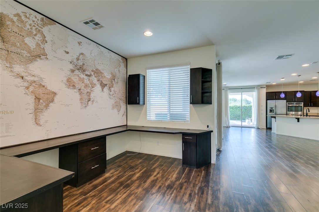 8039 Kemblefield Avenue Las Vegas, NV 89178 - Photo 4 of 43