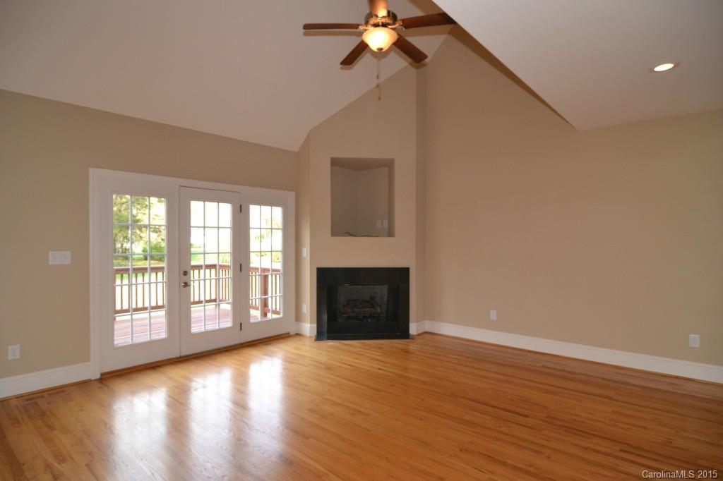 3619 Lake Shore Road South Denver, NC 28037 - Photo 5 of 24 Gallery Image 5