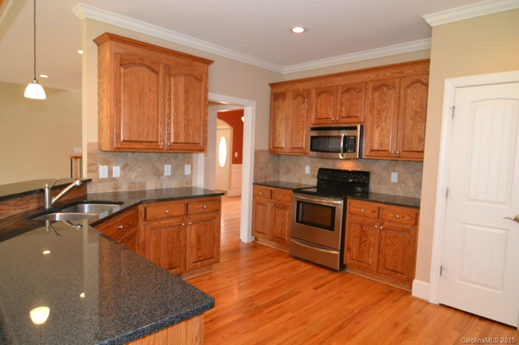 3619 Lake Shore Road South Denver, NC 28037 - Photo 9 of 24 Gallery Image 9