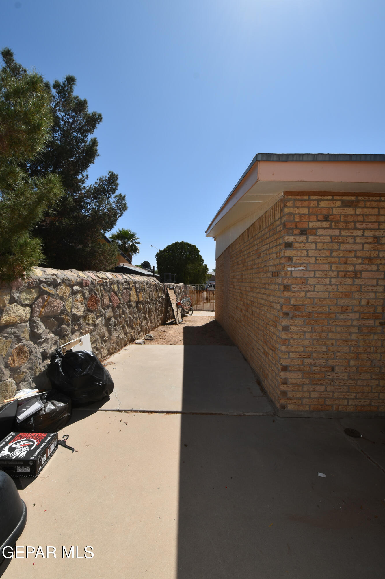 1623 Brian Ray Circle El Paso, TX 79936 - Photo 23 of 41 a view of terrace