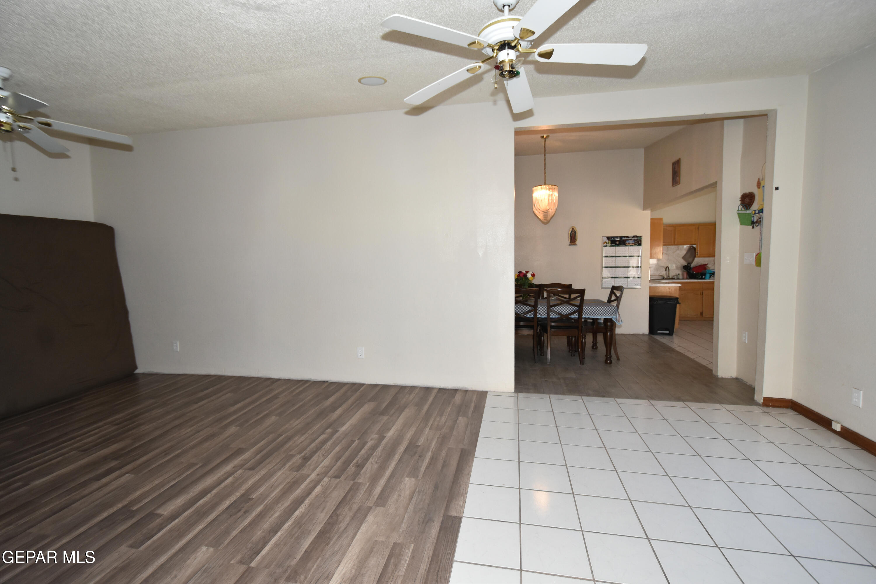 1623 Brian Ray Circle El Paso, TX 79936 - Photo 25 of 41 a view of a livingroom with furniture and an entryway