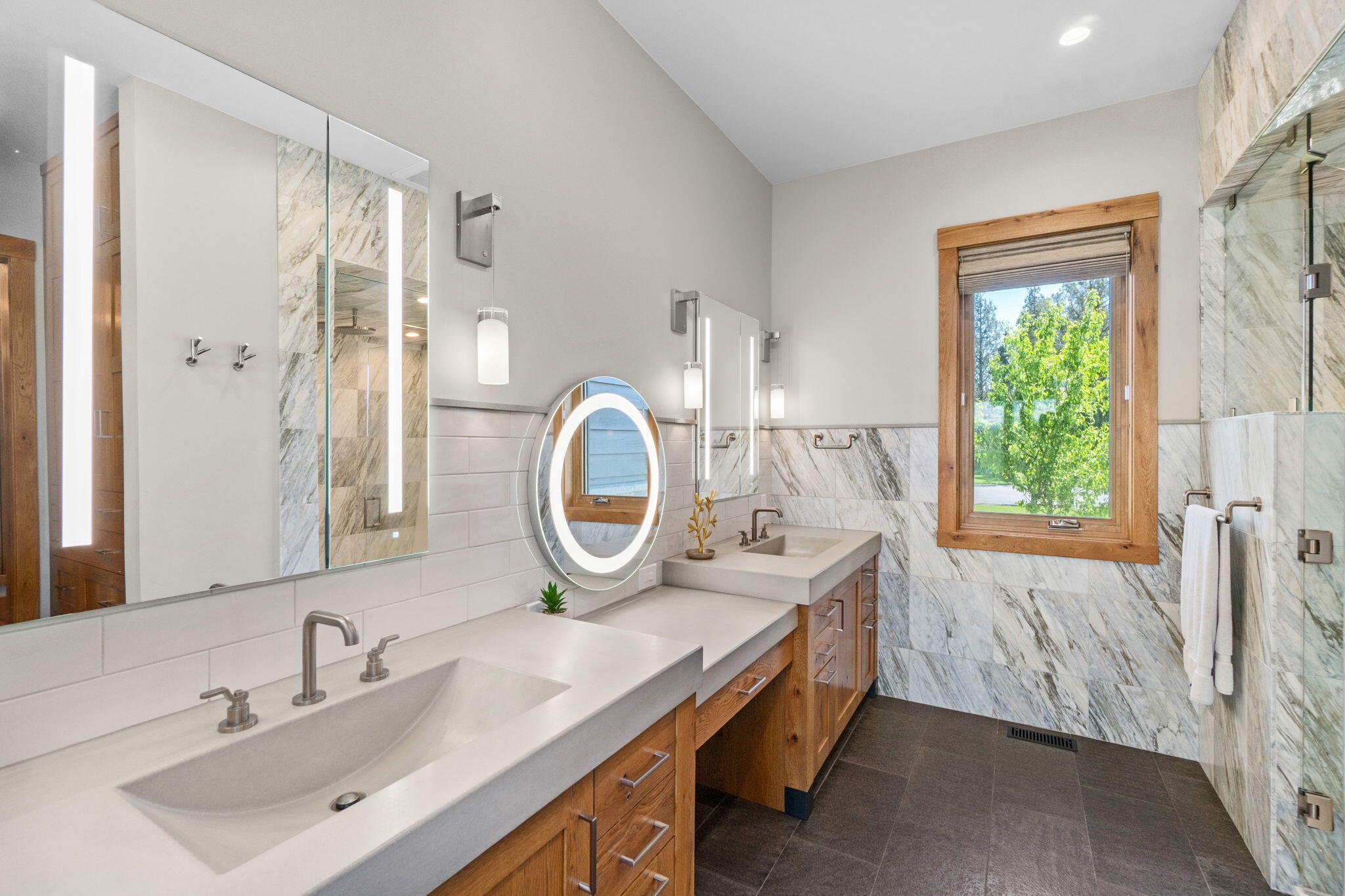 18619 Couch Market Road Bend, OR 97703 - Photo 26 of 57 26
