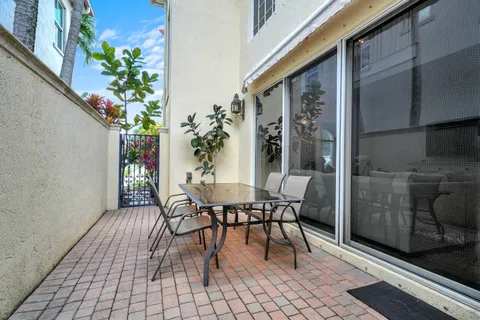 $715,000 | 78 Stoney Drive, Palm Beach Gardens, FL 33410