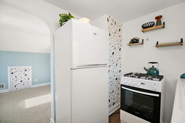 $215,000 | 372 South Center Avenue, Bradley, IL 60915