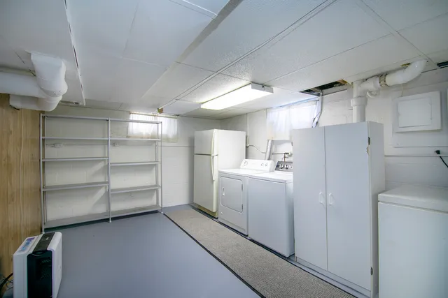 $215,000 | 372 South Center Avenue, Bradley, IL 60915