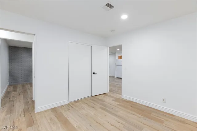 $2,000 | 1513 Bryn Mawr Avenue, Las Vegas, NV 89102