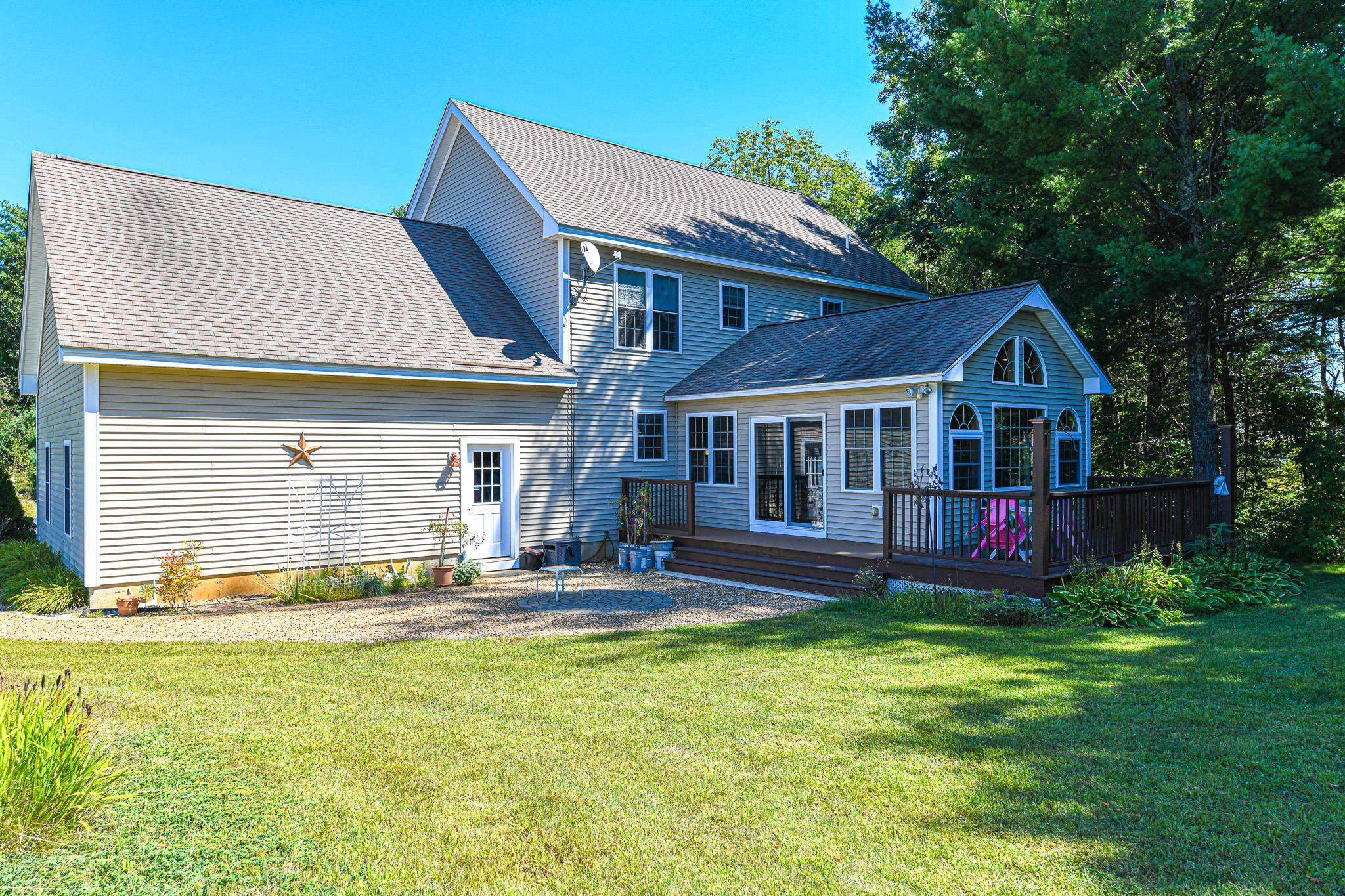 23 Millhouse Road Epsom, NH 03234 - Photo 9 of 59