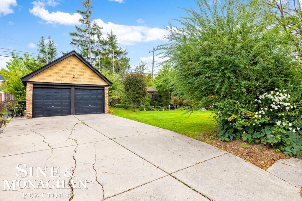 1410 Buckingham Road Grosse Pointe Park, MI 48230 - Photo 27 of 41