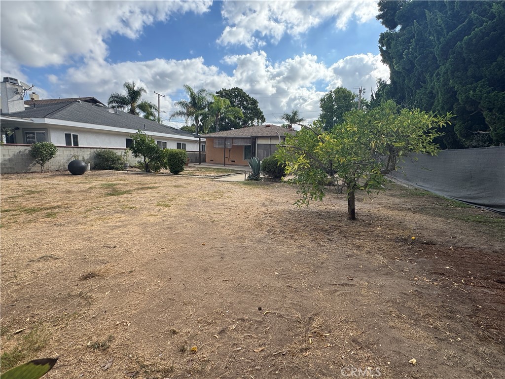 419 Kansas Street El Segundo, CA 90245 - Photo 2 of 2 a view of a yard with a house