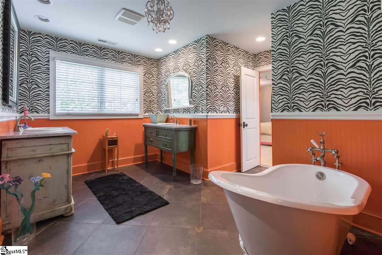 106 Rockingham Road Greenville, SC 29607 - Photo 22 of 36 Gallery Image 22