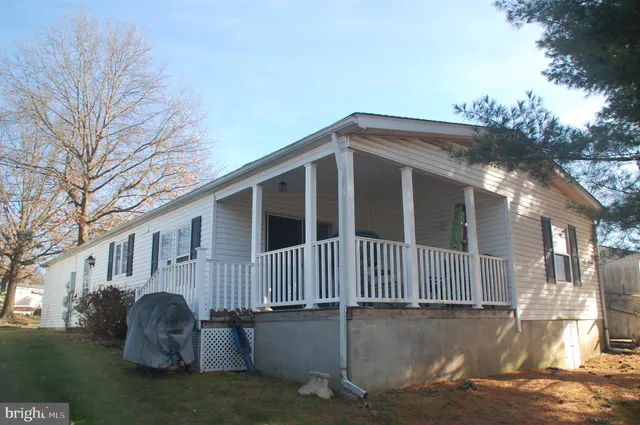 $180,000 | 412 Westbury Drive, Souderton, PA 18964