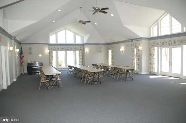 $180,000 | 412 Westbury Drive, Souderton, PA 18964