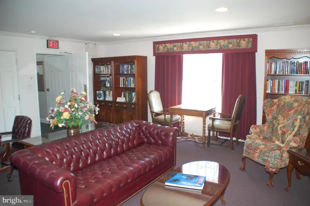 $180,000 | 412 Westbury Drive, Souderton, PA 18964