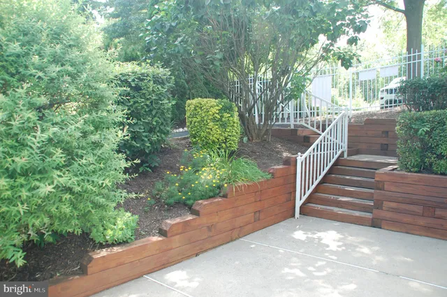 $180,000 | 412 Westbury Drive, Souderton, PA 18964