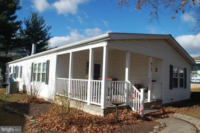 $180,000 | 412 Westbury Drive, Souderton, PA 18964