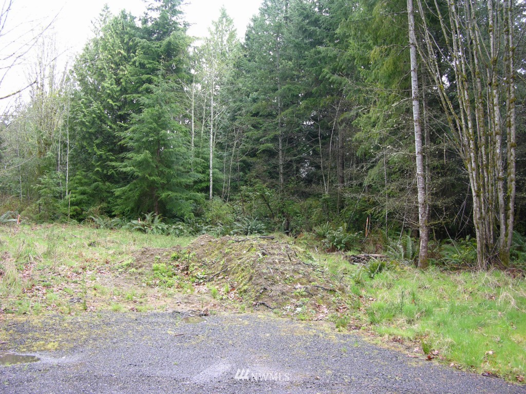 1 Northwest Vaa Road Poulsbo, WA 98370 - Photo 3 of 6 Gallery Image 3