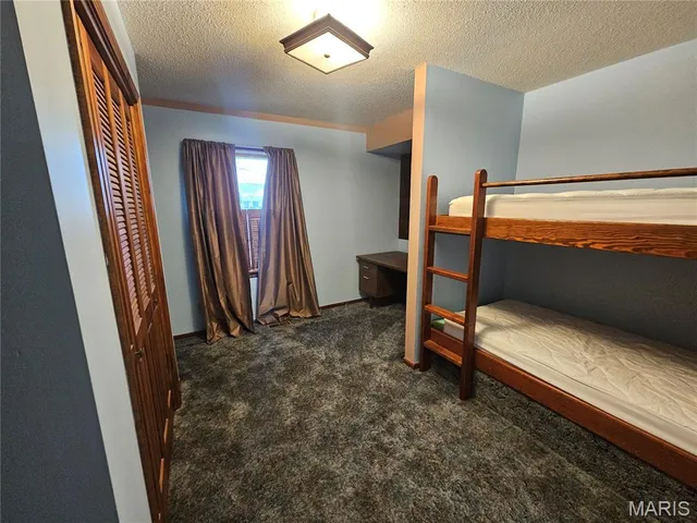 $240,000 | 2 Rainbow Circle, Montgomery City, MO 63361