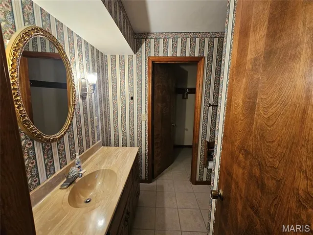 $240,000 | 2 Rainbow Circle, Montgomery City, MO 63361