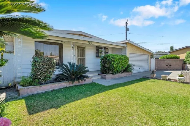 $1,600 | 9241 Vicki Drive, Santa Fe Springs, CA 90670