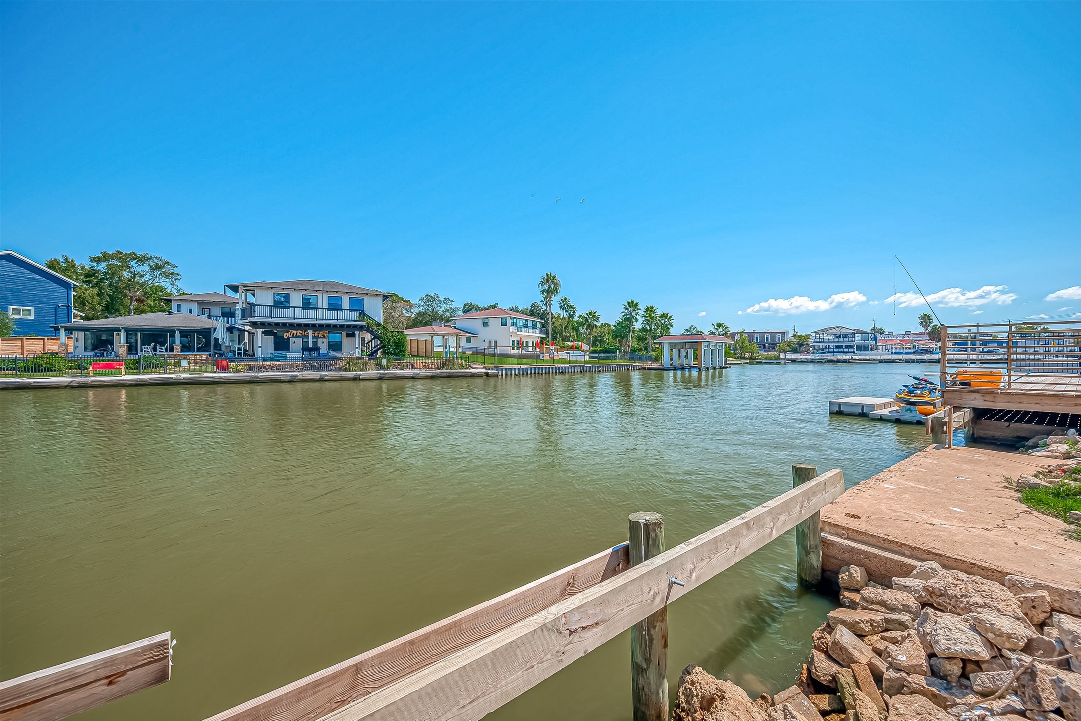 34 Commander Runco Lane Seabrook, TX 77586 - Photo 12 of 35 a view of a lake with houses