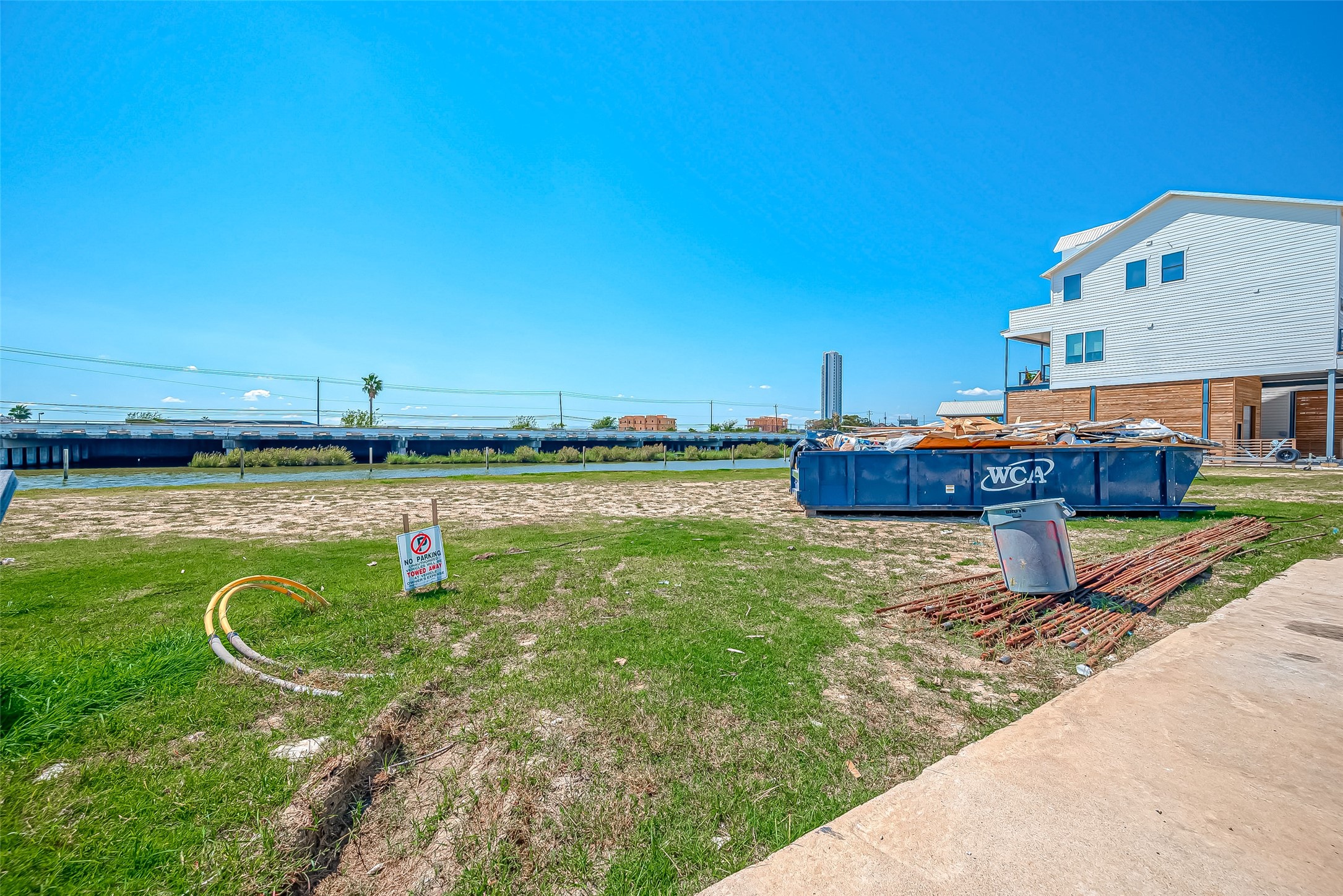 34 Commander Runco Lane Seabrook, TX 77586 - Photo 25 of 35 a swimming pool with outdoor seating and yard
