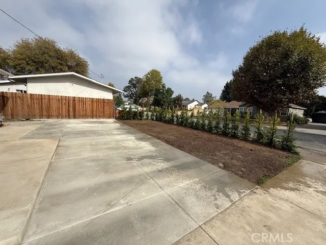 a view of backyard of house