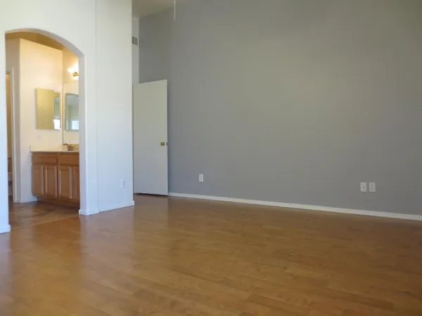 $1,995 | 2016 East Bluefield Avenue, Phoenix, AZ 85022