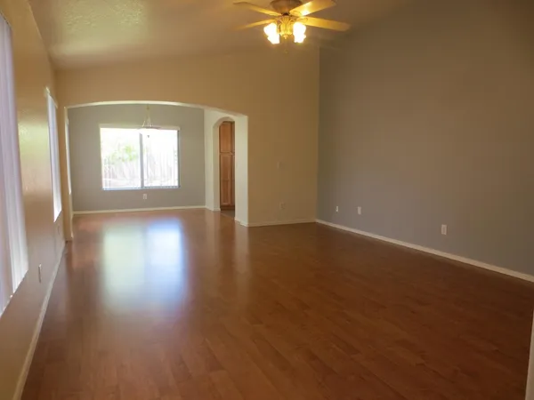 $1,995 | 2016 East Bluefield Avenue, Phoenix, AZ 85022