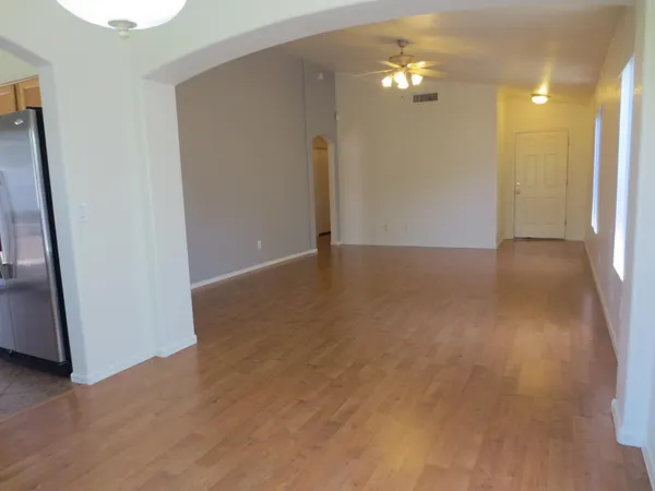 $1,995 | 2016 East Bluefield Avenue, Phoenix, AZ 85022