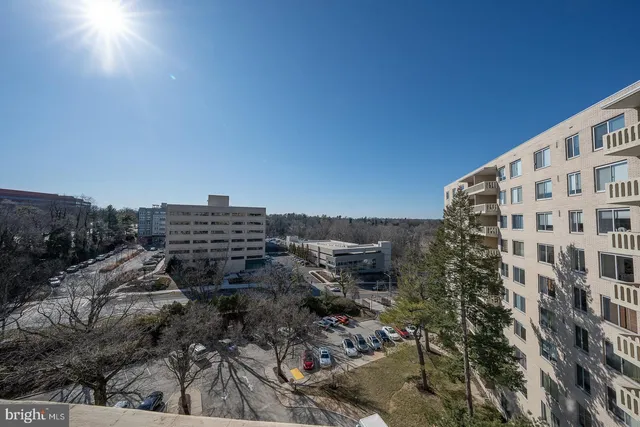 $179,900 | 191 Presidential Boulevard, Unit R822, Bala Cynwyd, PA 19004