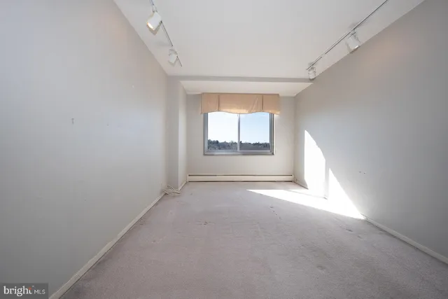 $179,900 | 191 Presidential Boulevard, Unit R822, Bala Cynwyd, PA 19004