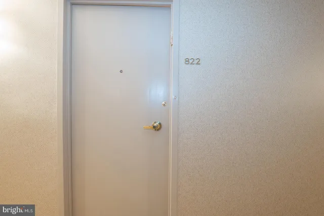 $179,900 | 191 Presidential Boulevard, Unit R822, Bala Cynwyd, PA 19004