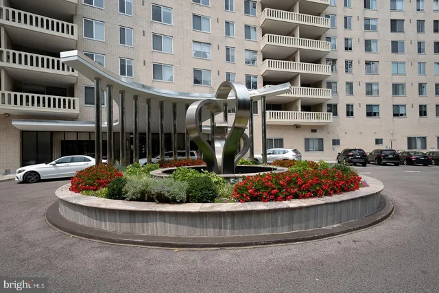 $179,900 | 191 Presidential Boulevard, Unit R822, Bala Cynwyd, PA 19004