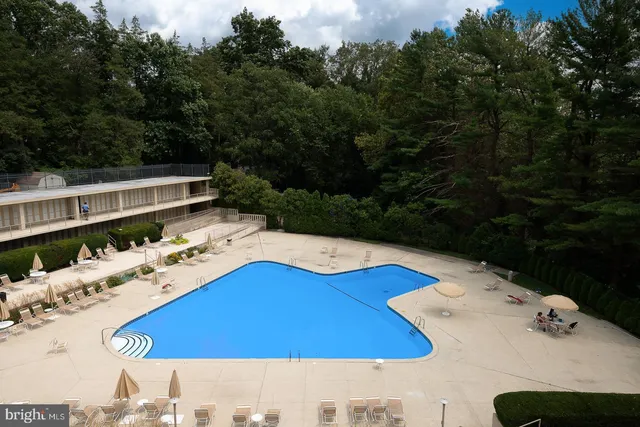 $179,900 | 191 Presidential Boulevard, Unit R822, Bala Cynwyd, PA 19004