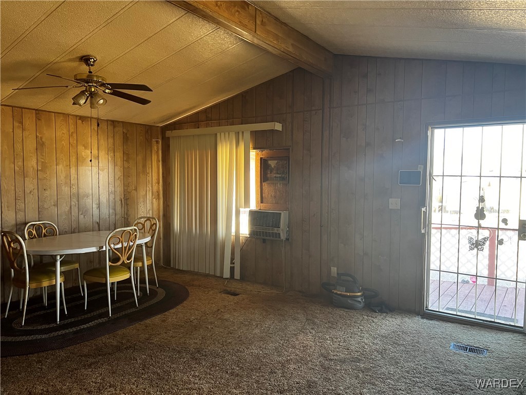 3694 Colorado Road Golden Valley, AZ 86413 - Photo 17 of 38 Dining Area