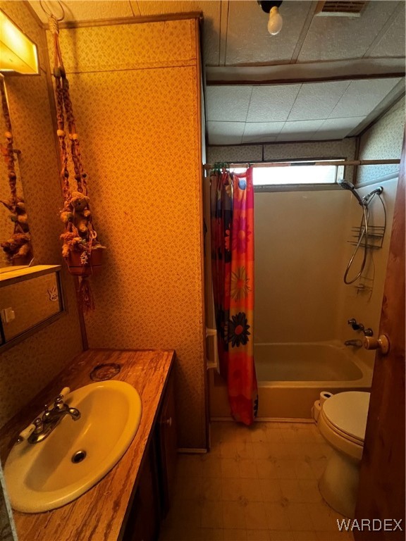 3694 Colorado Road Golden Valley, AZ 86413 - Photo 25 of 38 Bathroom