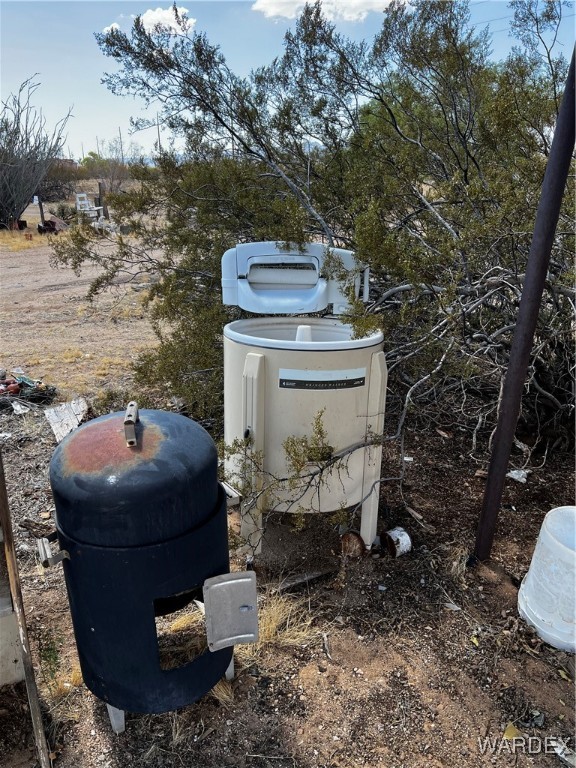 3694 Colorado Road Golden Valley, AZ 86413 - Photo 34 of 38 Yard