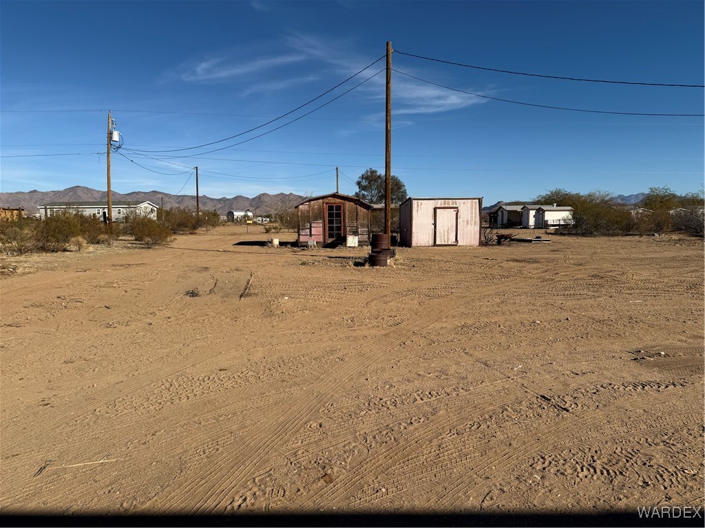 3694 Colorado Road Golden Valley, AZ 86413 - Photo 8 of 38 Yard