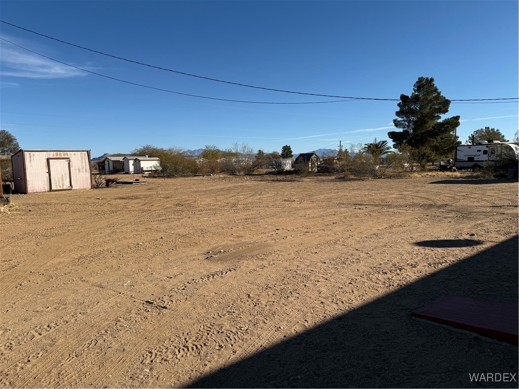 3694 Colorado Road Golden Valley, AZ 86413 - Photo 9 of 38 Yard