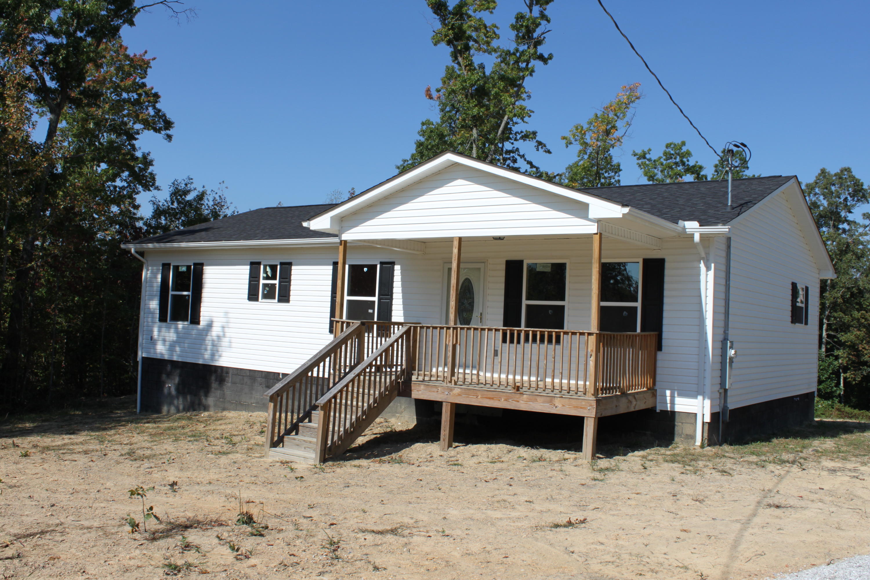271 Mark Frey Road Robbins, TN 37852 - Photo 3 of 20 Front
