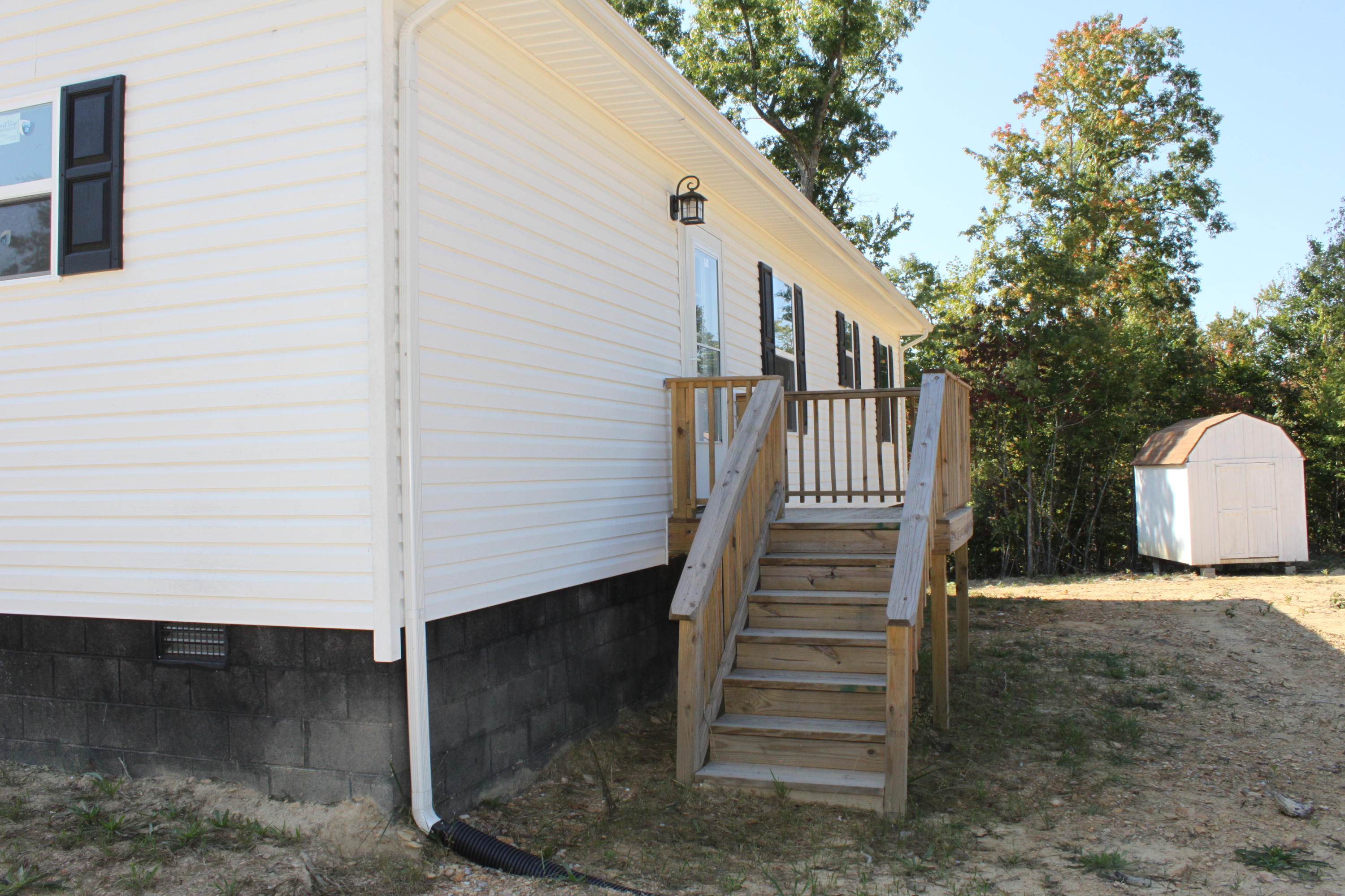 271 Mark Frey Road Robbins, TN 37852 - Photo 5 of 20 Back
