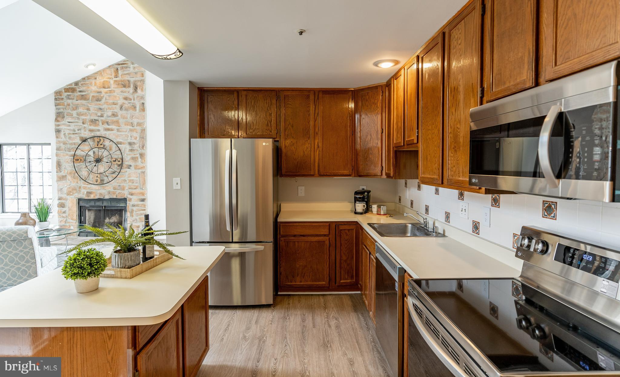 3455 Hewitt Avenue Silver Spring, MD 20906 - Photo 6 of 18 Kitchen
