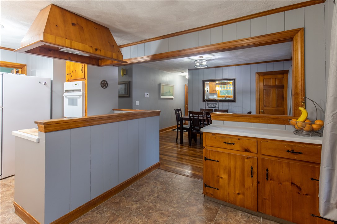 22 Brayton Road Tiverton, RI 02878 - Photo 23 of 38