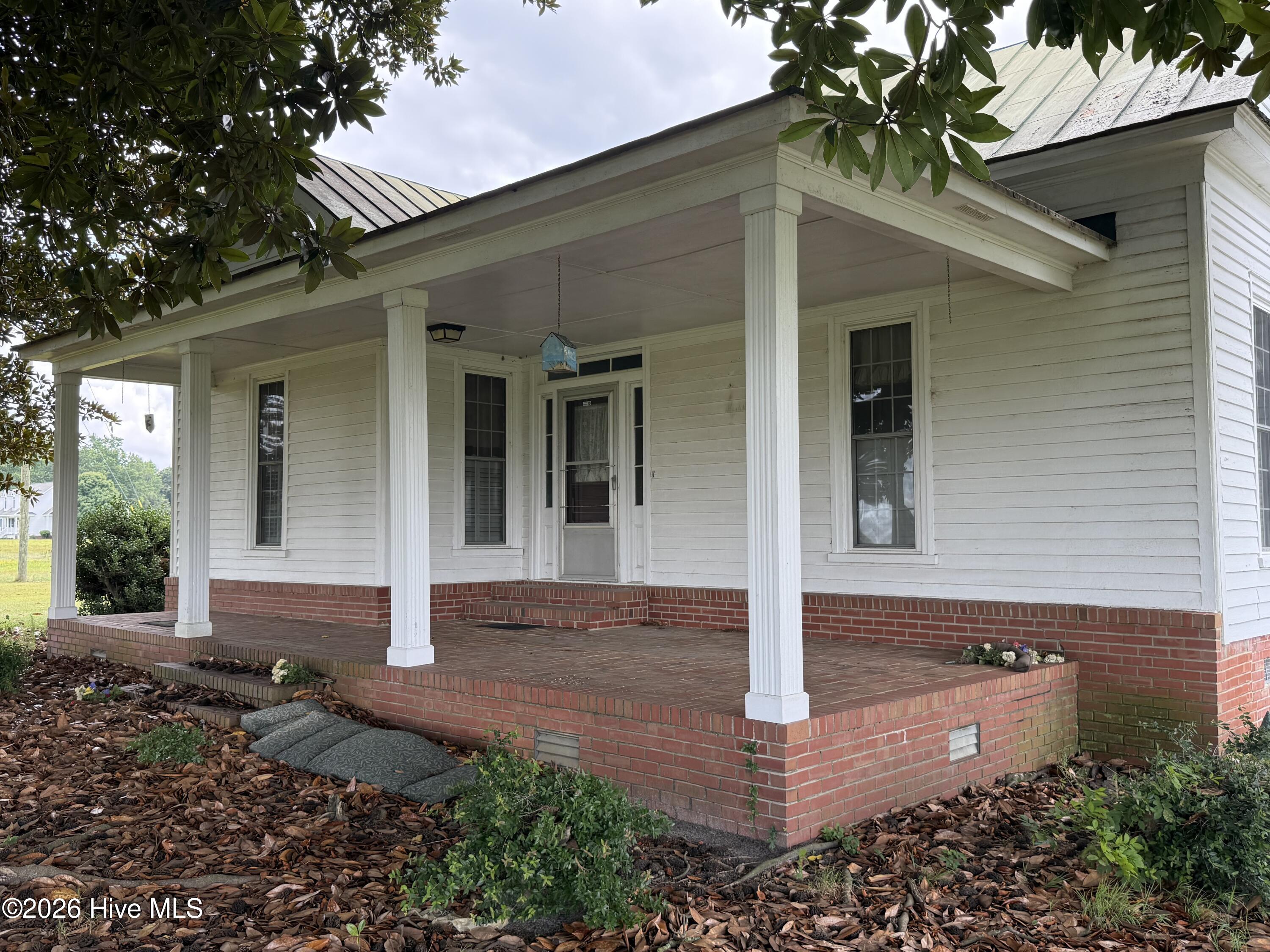 120 Farrior Road Mount Olive, NC 28365 - Photo 4 of 23