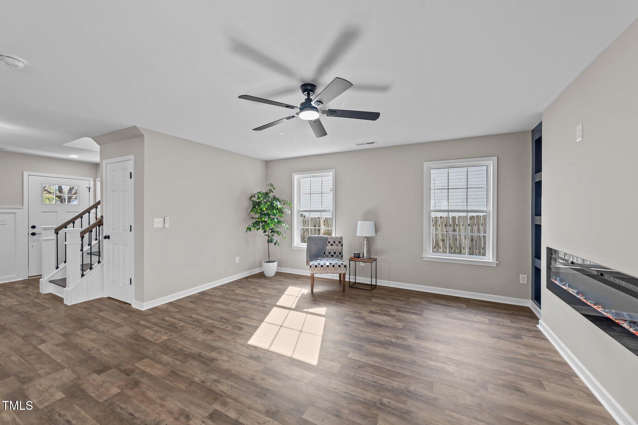 1612 Pebble Ridge Drive Raleigh, NC 27610 - Photo 12 of 31 21-web-or-mls-VB4A2758